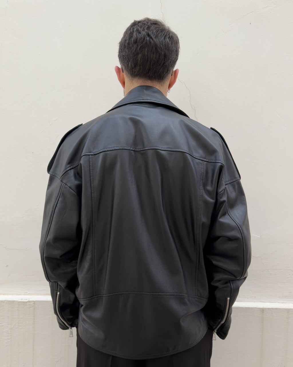 Chiodo Brixton in pelle vegetale vestibilità over NERO