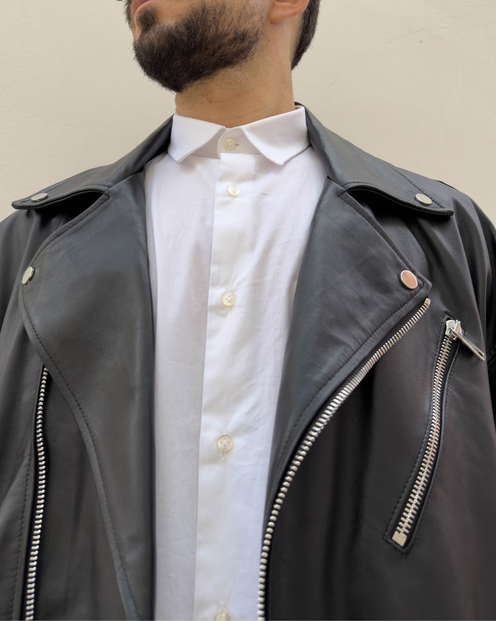 Chiodo Brixton in pelle vegetale vestibilità over NERO