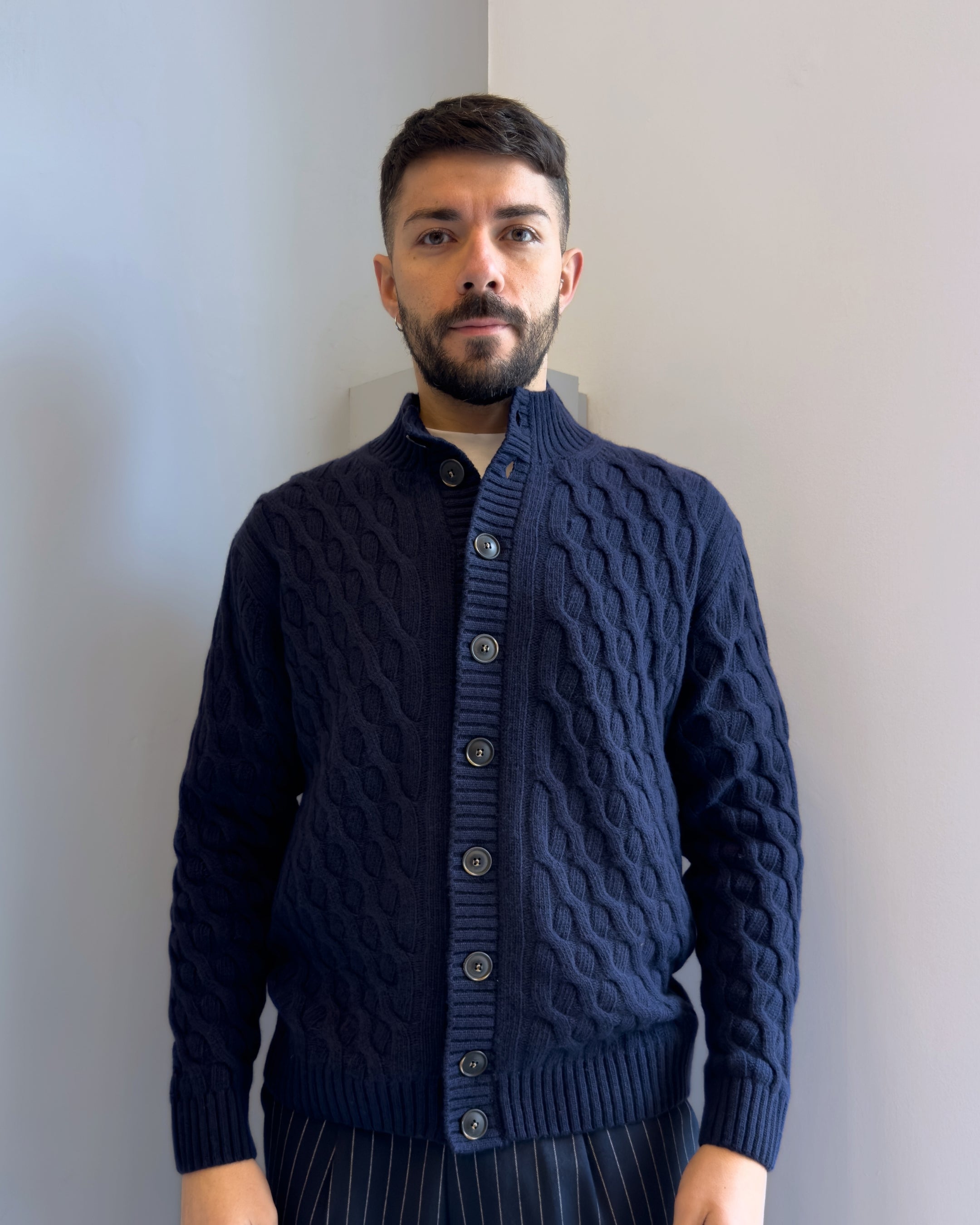 Cardigan  Boras a trecce con collo alta lana & cashmere vestbilità regular BLU