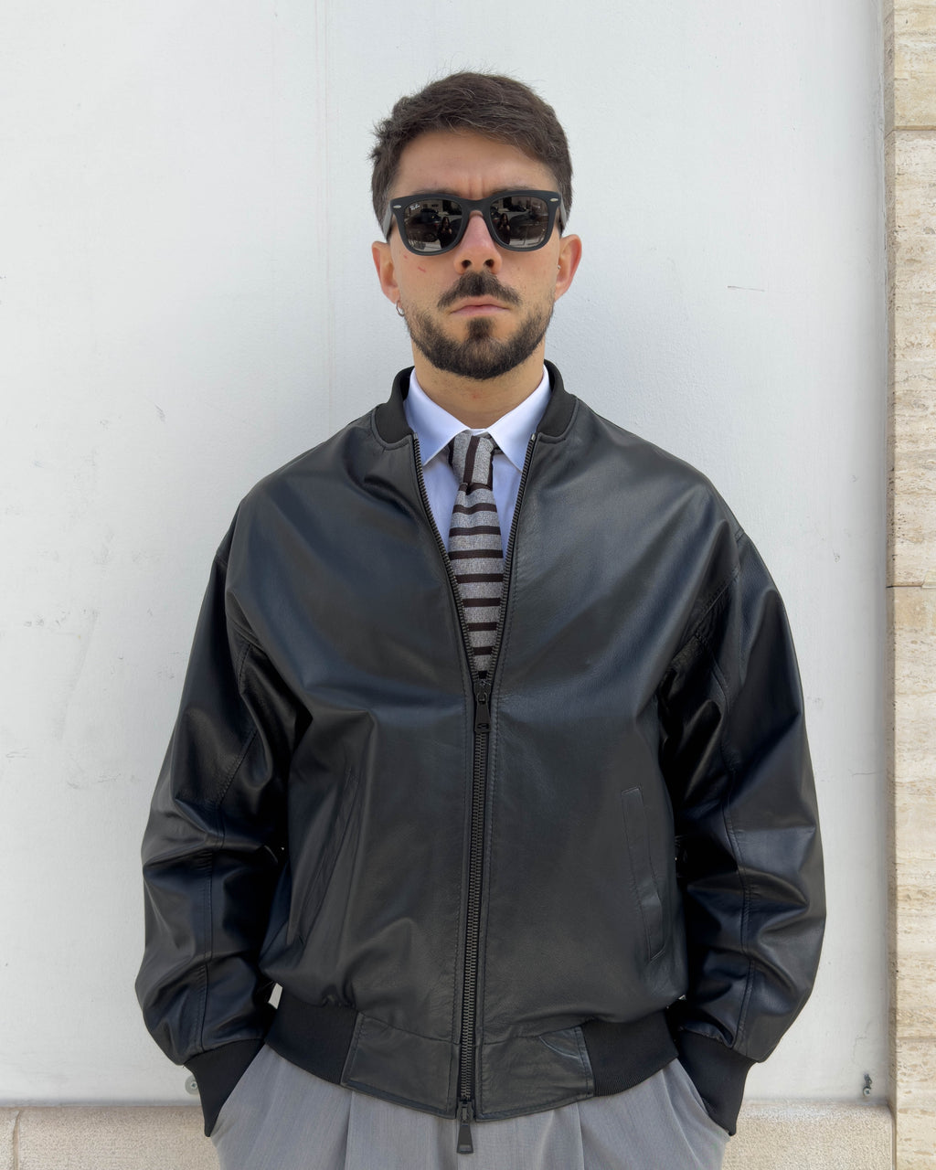 Bomber Kensington in pelle vegetale, vestibilità over NERO